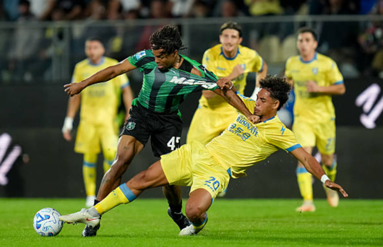 Full Match: Frosinone vs Sassuolo (01:45 – 17/10)